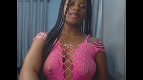 Snapshot of cum_ebony_petitxx chatting on May 2026 06:55:02 AM cath online show from May 2026 06:55:02 AM