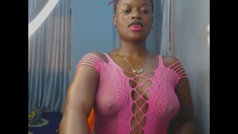 Snapshot of cum_ebony_petitxx chatting on May 2026 06:43:02 AM cath online show from May 2026 06:43:02 AM