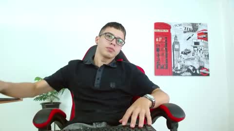 cumandres online show from September 2025 02:28:02 PM