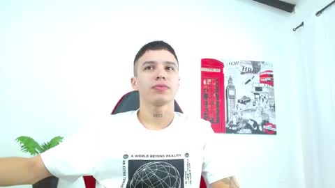 cumandres online show from November 2025 02:17:01 PM