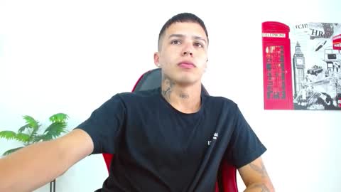 cumandres online show from March 2026 02:44:01 PM