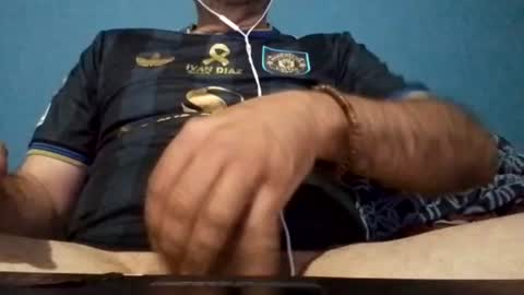 Snapshot of cumbian_chero chatting on June 2026 02:33:01 AM cumbian_chero online show from June 2026 02:33:01 AM