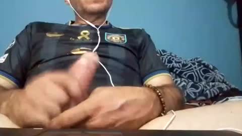 Snapshot of cumbian_chero chatting on June 2026 05:12:01 AM cumbian_chero online show from June 2026 05:12:01 AM