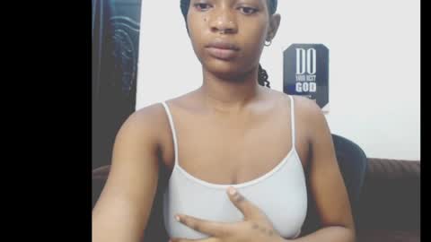 Snapshot of cumebony_petit chatting on April 2026 06:49:01 AM cumebony_petit online show from April 2026 06:49:01 AM