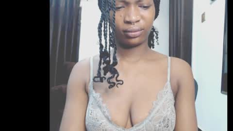 Snapshot of cumebony_petit chatting on May 2026 10:49:02 PM cumebony_petit online show from May 2026 10:49:02 PM