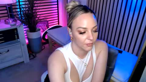cumguzzlingskank online show from April 2026 01:36:01 AM