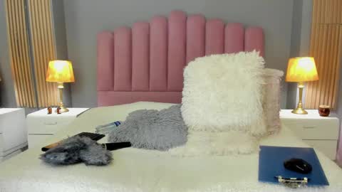 Snapshot of cumming_loving chatting on February 2025 07:45:02 PM Cumming Loving online show from February 2025 07:45:02 PM