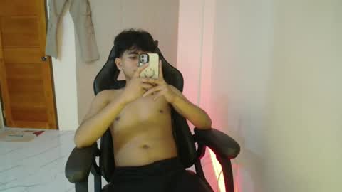 Snapshot of cummingyu chatting on December 2024 12:07:02 PM cummingyu online show from December 2024 12:07:02 PM