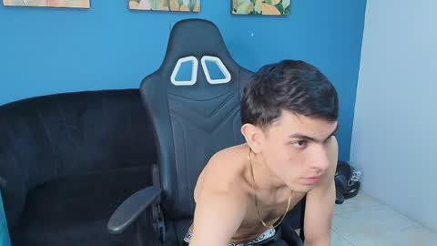 Snapshot of cumravexxx chatting on April 2026 01:58:02 AM brandom online show from April 2026 01:58:02 AM