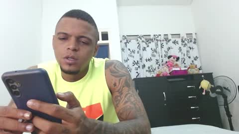 Snapshot of cuplex_hotlatina94 chatting on January 2025 10:41:02 AM dominic and julieta... independent models online show from January 2025 10:41:02 AM