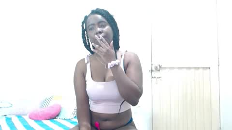 Snapshot of cuplex_hotlatina94 chatting on October 2025 12:03:02 PM dominic and julieta... independent models online show from October 2025 12:03:02 PM