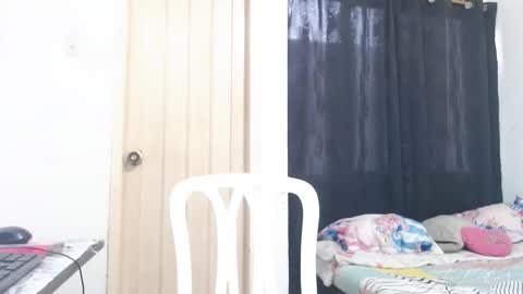 dominic and julieta... independent models online show from January 2026 12:10:02 PM