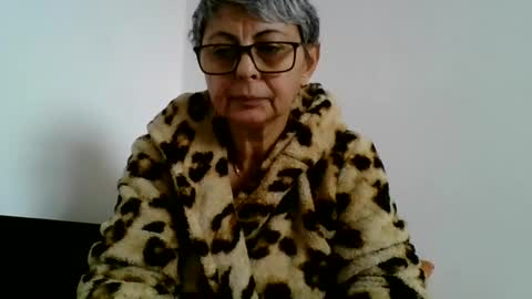 Snapshot of cuplu4346529860 chatting on December 2024 09:29:02 AM couple online show from December 2024 09:29:02 AM