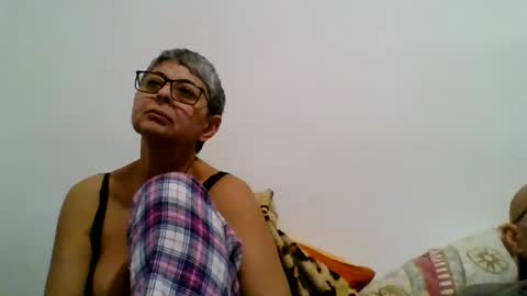 Snapshot of cuplu4346529860 chatting on December 2024 06:34:01 PM couple online show from December 2024 06:34:01 PM