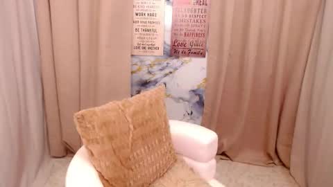 Xyrien online show from May 2026 11:23:01 PM