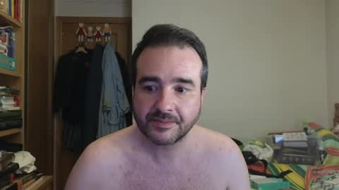 curiosillo1983 online show from May 2026 04:35:01 PM