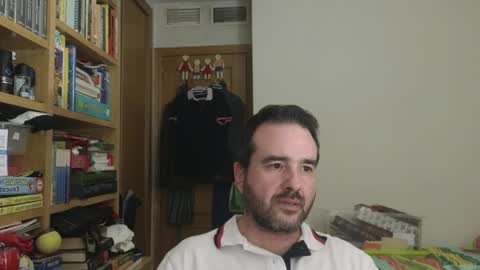 curiosillo1983 online show from May 2026 11:46:02 PM