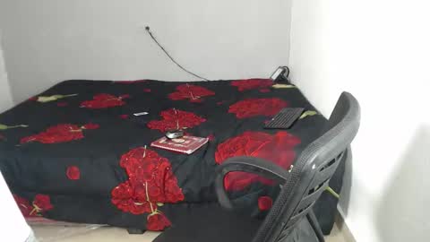 Curious bitch2007 online show from October 2025 05:25:01 AM