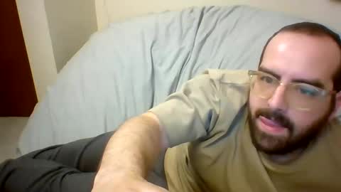 curiouser_guy online show from June 2026 01:18:01 AM
