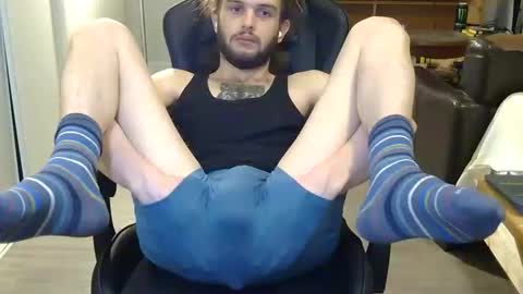 curiouss25 online show from February 2026 09:05:02 AM