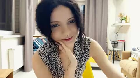 Kira online show from May 2026 11:43:02 PM