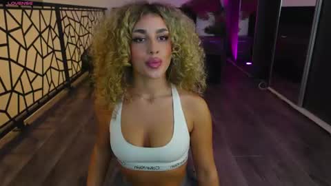 Snapshot of curlyanto chatting on July 2026 06:21:02 PM Antonia online show from July 2026 06:21:02 PM