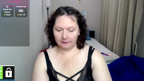 curvy_girlz online show from October 2025 03:46:02 PM