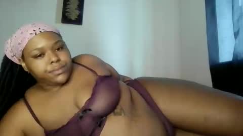 Snapshot of curvybcelinemixe chatting on March 2026 06:36:01 PM Cline online show from March 2026 06:36:01 PM