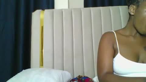 Snapshot of curvybootyj chatting on January 2025 05:53:01 PM CuteJJudy online show from January 2025 05:53:01 PM