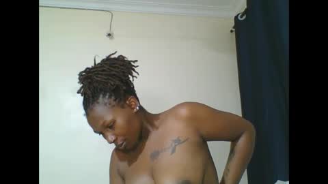 Snapshot of curvybootyj chatting on January 2025 10:22:01 PM CuteJJudy online show from January 2025 10:22:01 PM