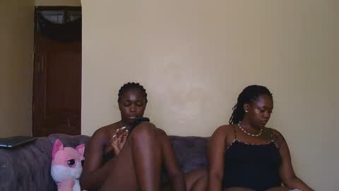 Snapshot of curvyebony1 chatting on February 2025 09:46:01 AM curtis online show from February 2025 09:46:01 AM