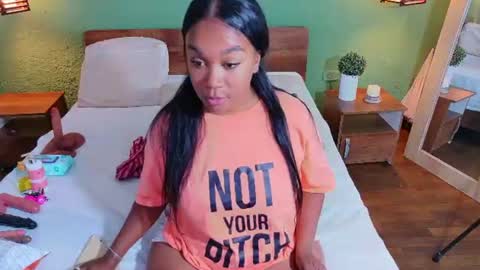 Danna online show from June 2026 06:25:02 PM