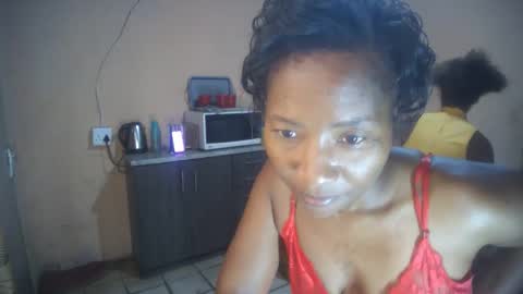 curvypear76x online show from February 2026 12:23:02 PM