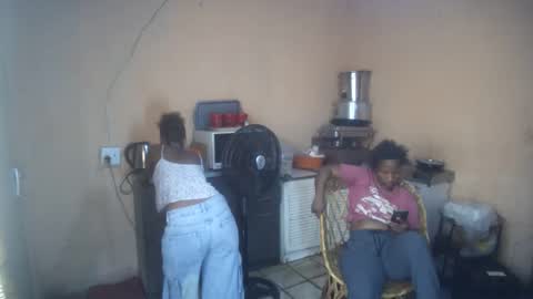 curvypear76x online show from February 2026 10:16:01 AM