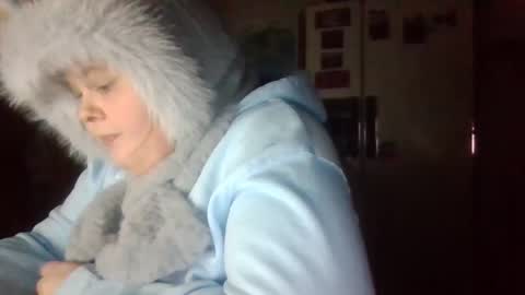 dahlia -kim online show from December 2024 08:18:01 AM