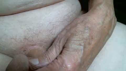 Snapshot of cutandwaxed2 chatting on September 2025 12:16:01 PM BI SMOOTH MATURE  SUB online show from September 2025 12:16:01 PM
