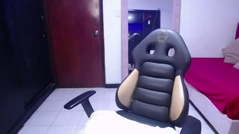 cute_angel_1 online show from July 2026 11:29:02 PM
