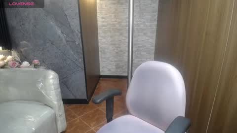 cute_angel_1 online show from July 2026 03:00:02 AM