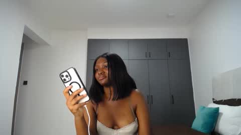 Snapshot of cute_ass18 chatting on March 2026 11:49:01 AM Liya online show from March 2026 11:49:01 AM