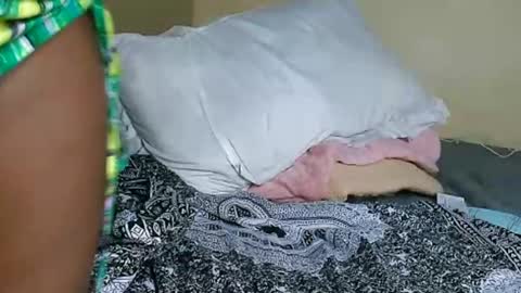 Snapshot of cute_beb2 chatting on March 2025 01:06:02 PM V EE online show from March 2025 01:06:02 PM