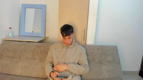 ARTURO-18  MATIAS-18  NIKOLAY-19  HADES-18  GABO-19 online show from March 2026 07:41:01 PM