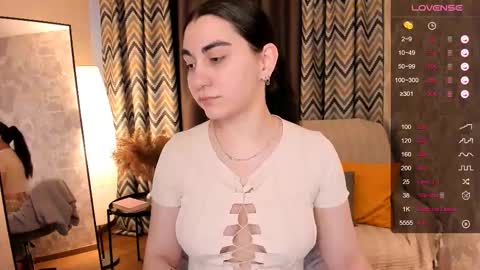 Hanna online show from March 2025 02:43:02 AM