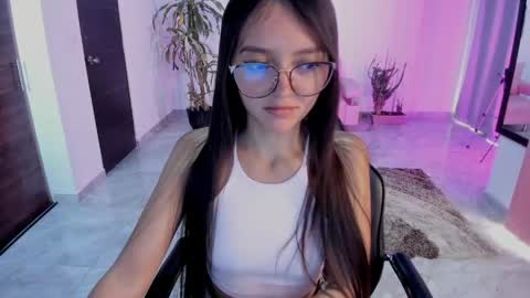 Bella Fox online show from April 2026 03:27:01 PM