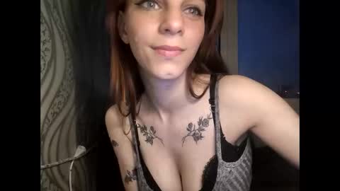 cute_foxis online show from May 2026 12:19:02 AM