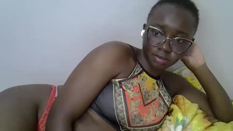 Snapshot of cute_gee chatting on March 2026 02:01:02 PM daddysdoll online show from March 2026 02:01:02 PM