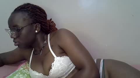 Snapshot of cute_gee chatting on April 2026 04:53:01 AM daddysdoll online show from April 2026 04:53:01 AM