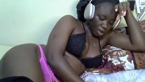 Snapshot of cute_gee chatting on May 2026 02:45:01 PM daddysdoll online show from May 2026 02:45:01 PM