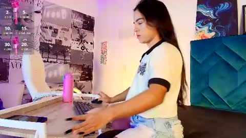 Snapshot of cute_horny12 chatting on July 2026 01:32:01 PM Cute horny1 online show from July 2026 01:32:01 PM
