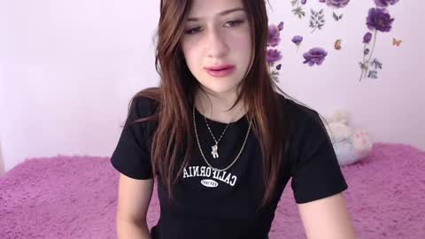 Isabella online show from April 2026 09:01:02 PM