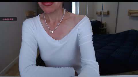 Snapshot of cute_lion_ chatting on October 2025 11:22:02 AM cute_lion_ online show from October 2025 11:22:02 AM